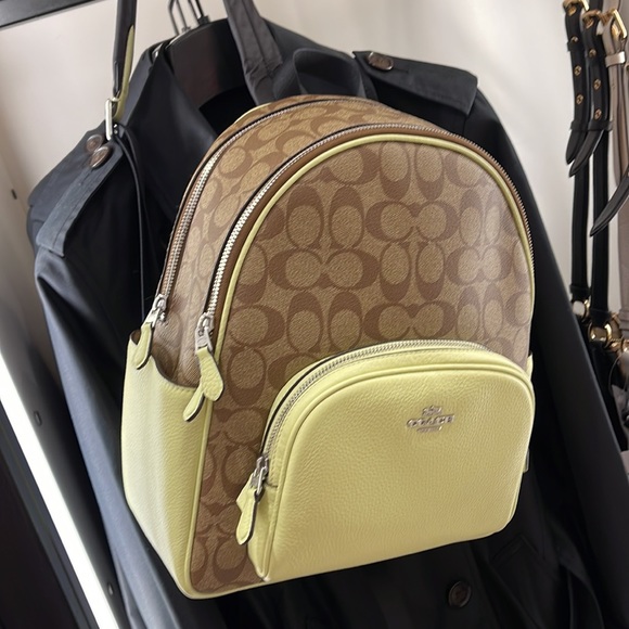 Coach Court Backpack In Signature Canvas
SV/Khaki/Pale Lime - Picture 15 of 16